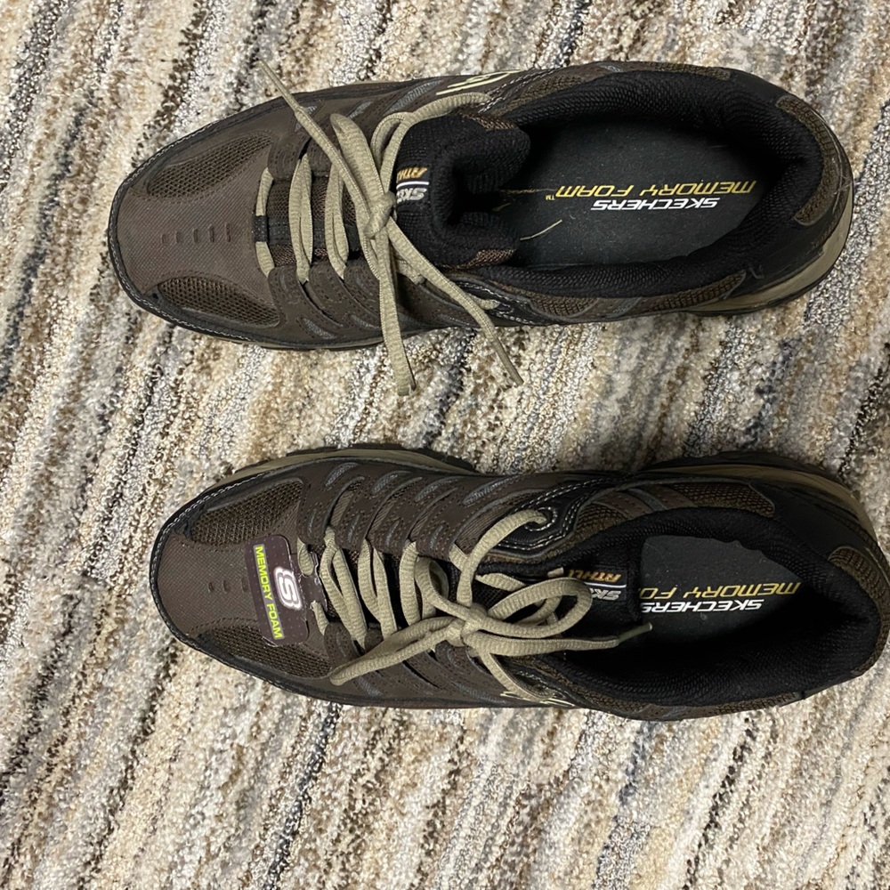 SKETCHERS MEMORY FOAM SNEAKERS
